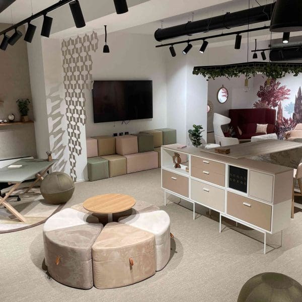 Showroom-LBC-Milan (2)