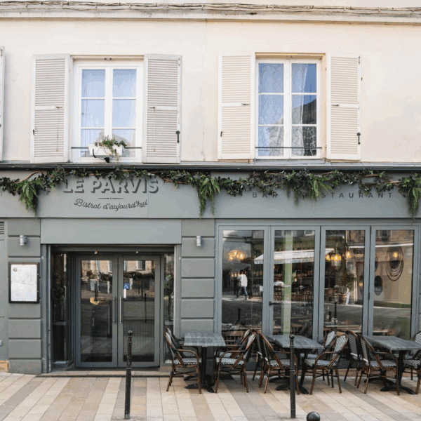le parvis 8